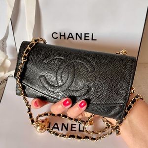 CHANEL Timeless Black Leather CC Wallet on Chain Vintage